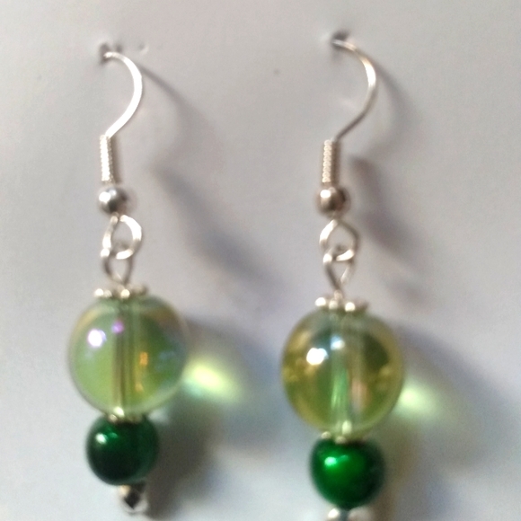 Handmade Beaded Earrings! Different colors and lengths. Prices listed $5-$10 - Picture 5 of 13